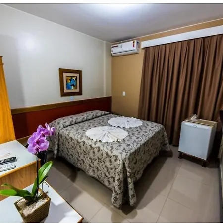 Cllin Premium Plaza Hotel Muriae Exterior photo